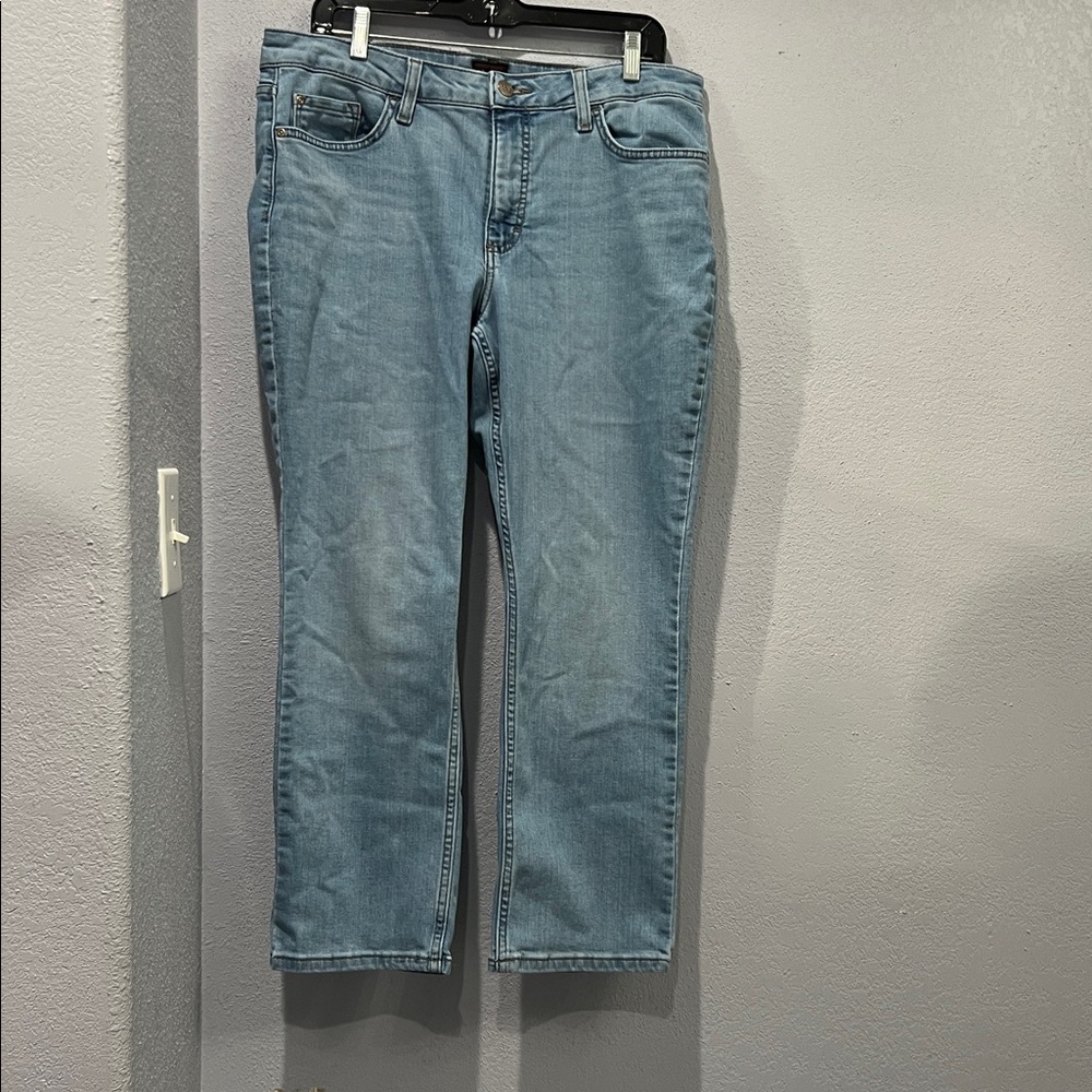 Lee Women's Light Blue Jeans, Size 14P